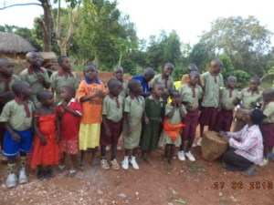 Kids giving thanks to God